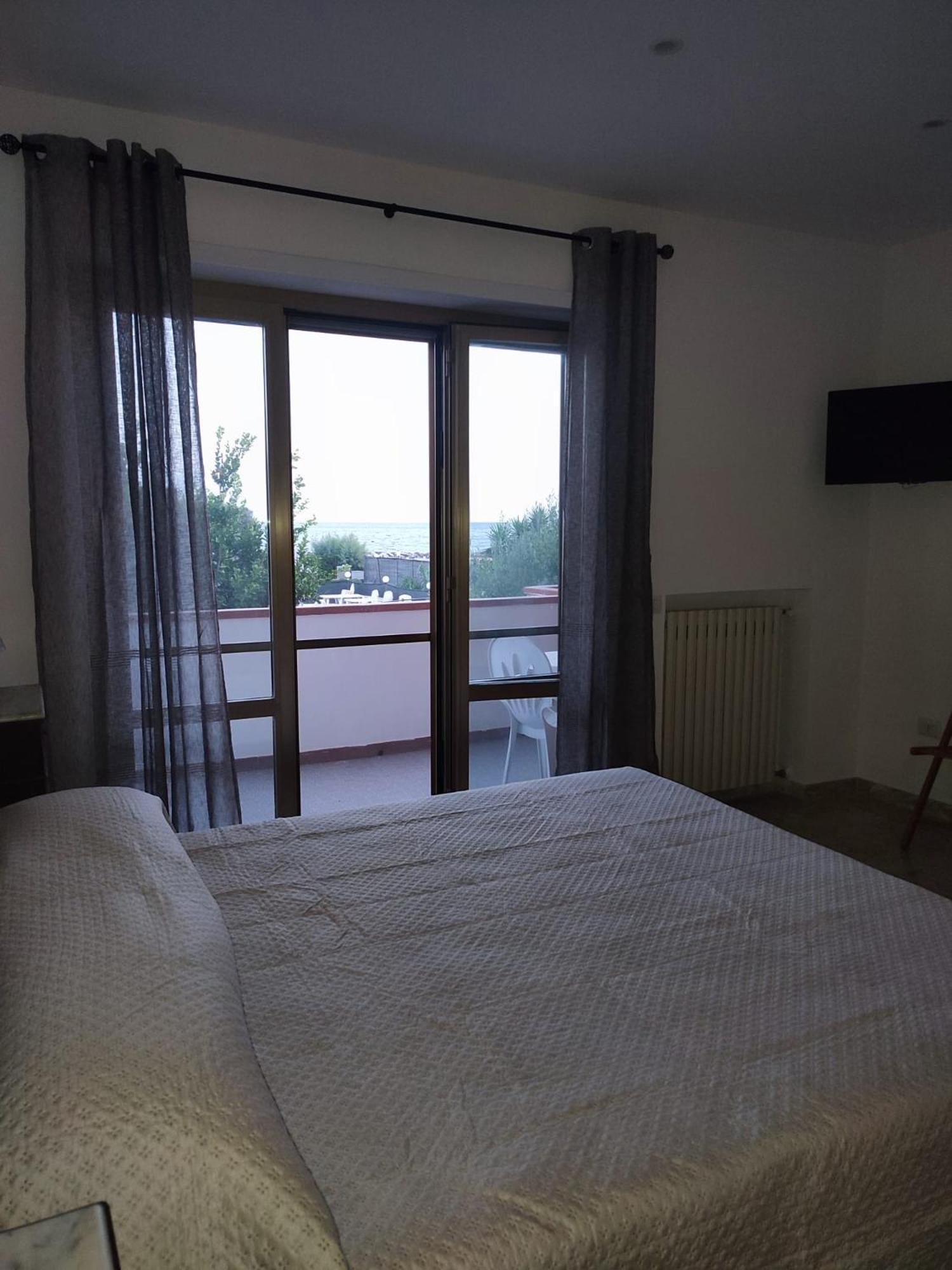 Profumo Di Mare Hotell Formia Exteriör bild
